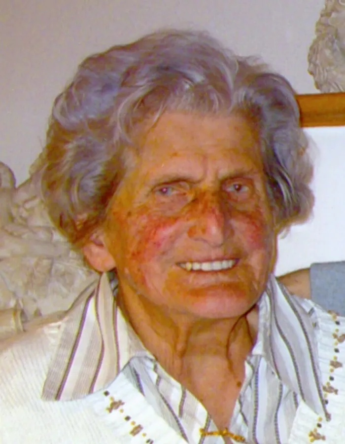 Portrait von Agnes Entstrasser
