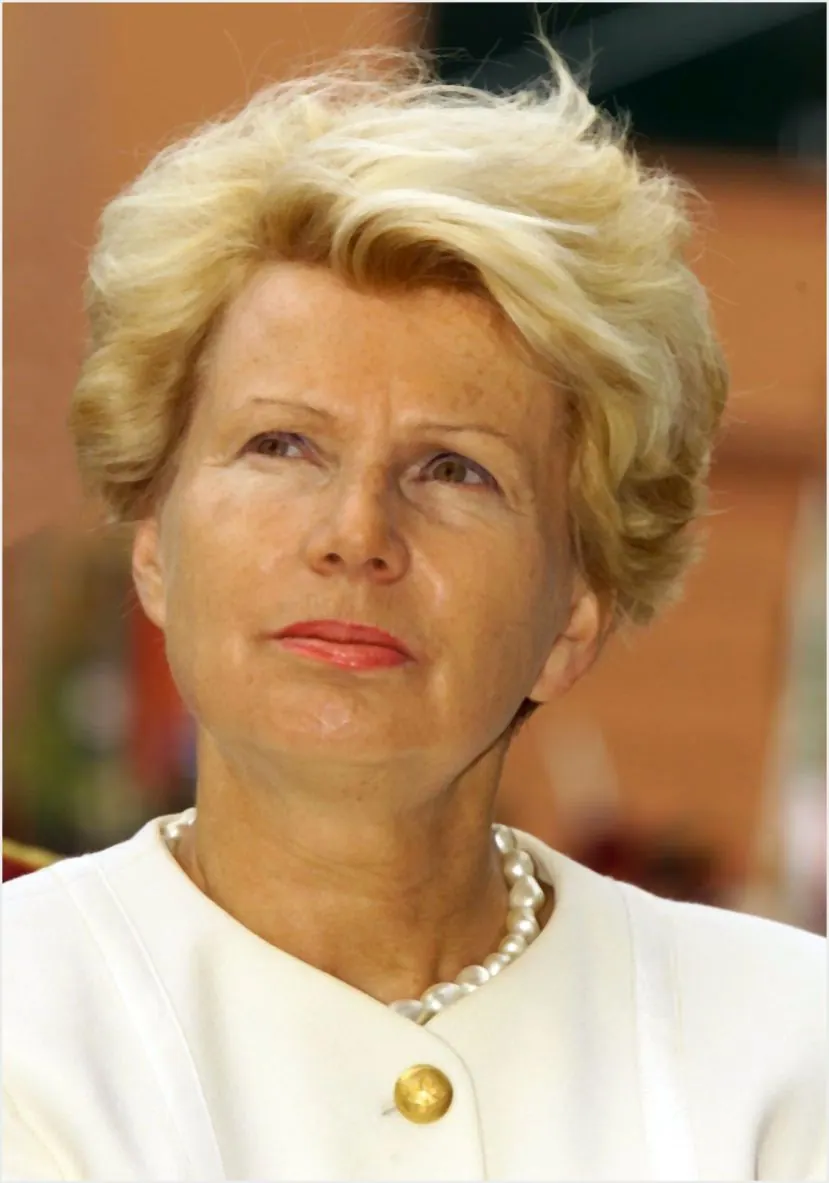 Porträt von Hilde Zach