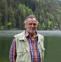 Portrait von Georg Hinder