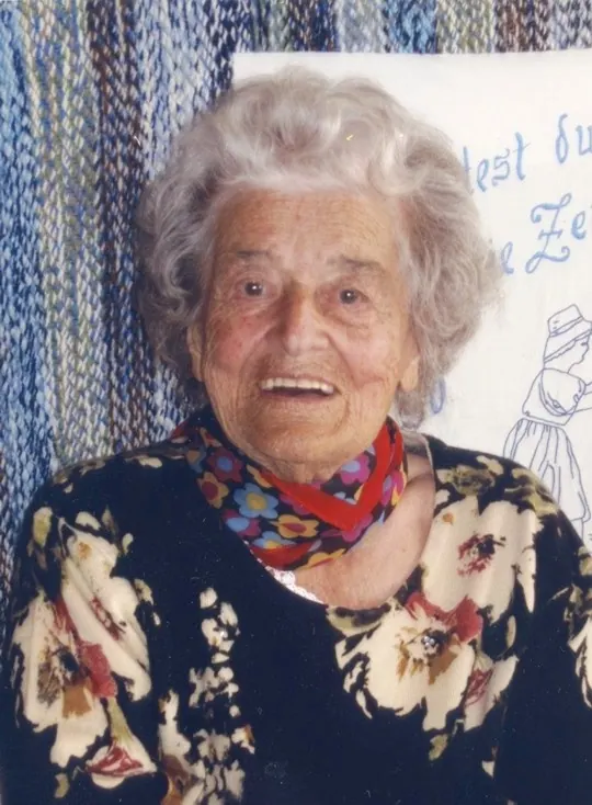 Portrait von Elisabeth Hrdlovics