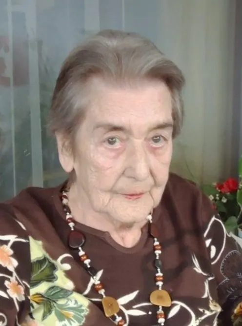 Portrait von Johanna Hübl