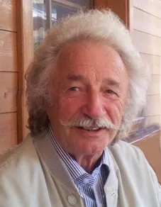 Portrait von Walter Jenewein