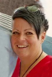 Portrait von Claudia Kirchmayer