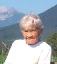 Portrait von Martha Kraxner, Untermieming