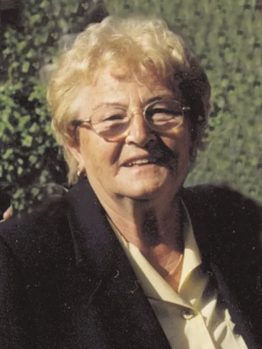 Portrait von Olga Mair