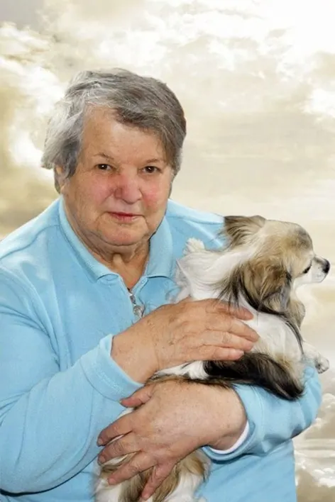 Portrait von Ella Rainer