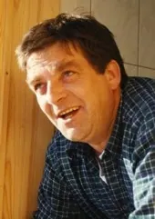 Portrait von Bernhard Scharmer