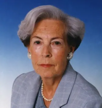 Portrait von Karolina Schwenniger